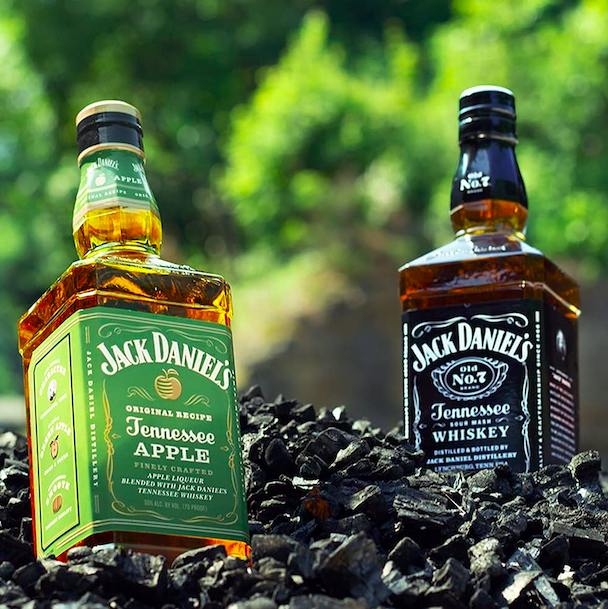 Jack Daniels Apple: как пить и чем закусывать яблочный виски